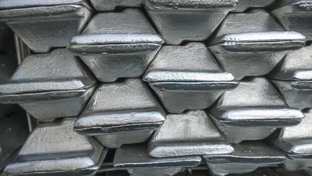 aluminum-ingots-